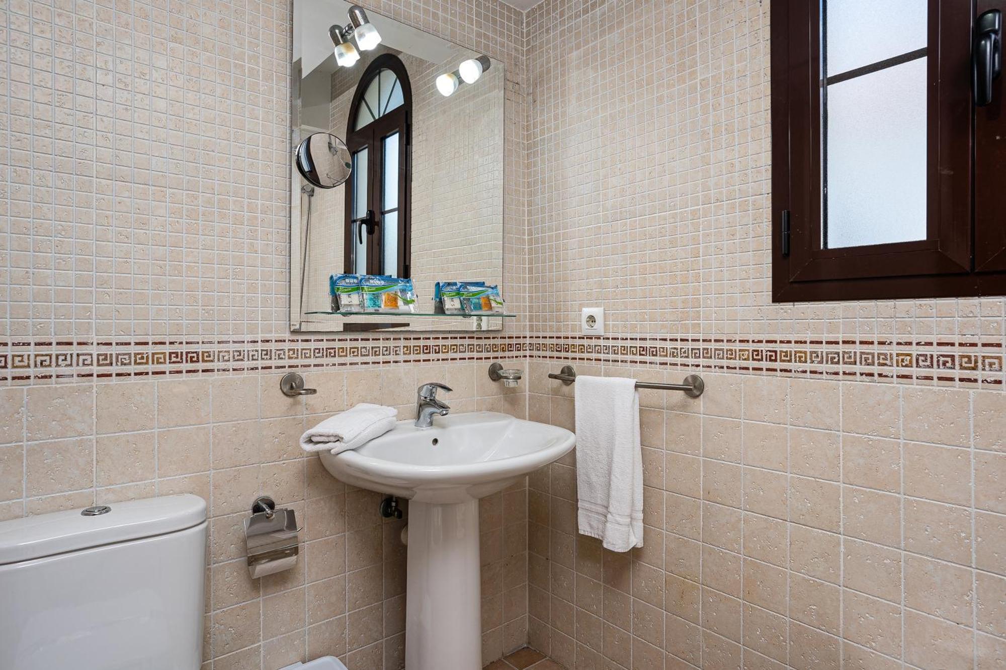 Apartamento Familiar Muy Soleado Cerca De La Playa Y Parking Incluido Chiclana de la Frontera Exteriér fotografie